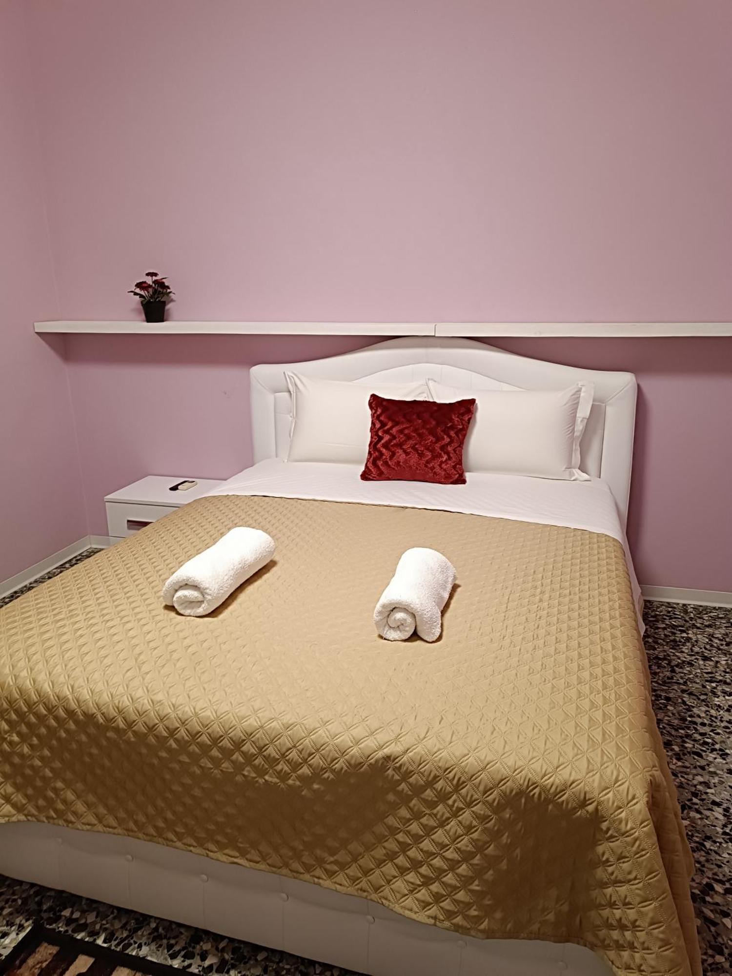 Locazione Turistica 2 Bed and Breakfast Tessera Eksteriør billede